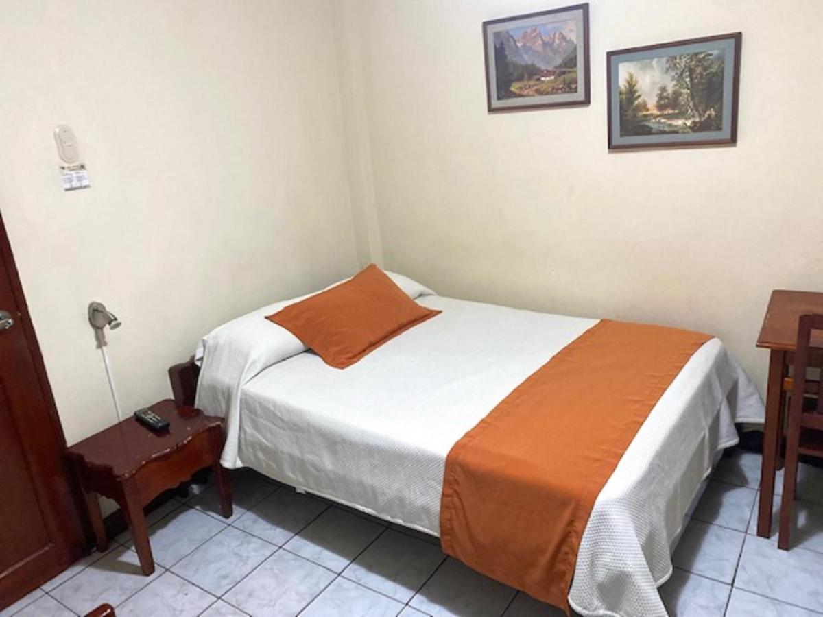 Hotel D'Mario Lago Agrio Εξωτερικό φωτογραφία