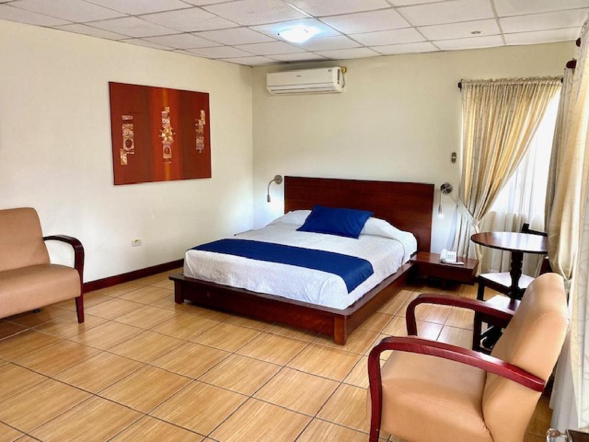 Hotel D'Mario Lago Agrio Εξωτερικό φωτογραφία