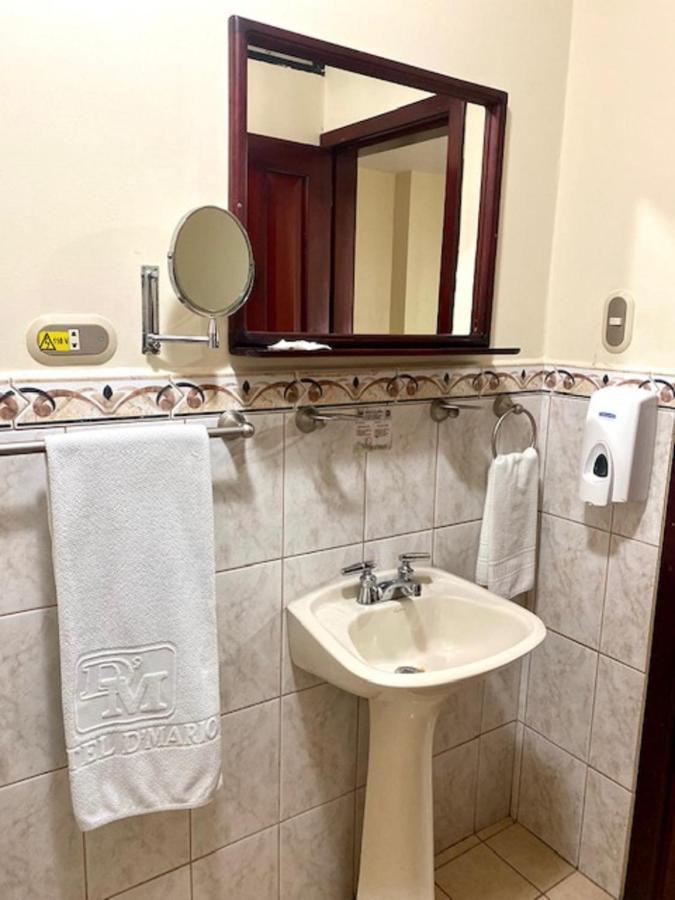 Hotel D'Mario Lago Agrio Εξωτερικό φωτογραφία